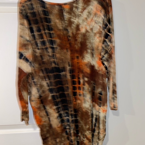 Crepas Top - Picture 2 of 5